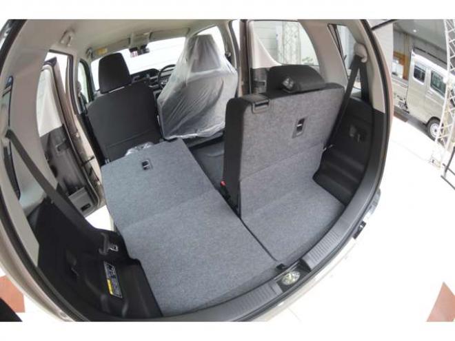 ワゴンRZL 4WD　届出済未使用車4WDセーフティサポート搭載スズキコネクト対応通信機装着車アイドリングストップバックアイカメラハイビームアシストLEDライトシートヒータースマートキー 登録済未使用車 660