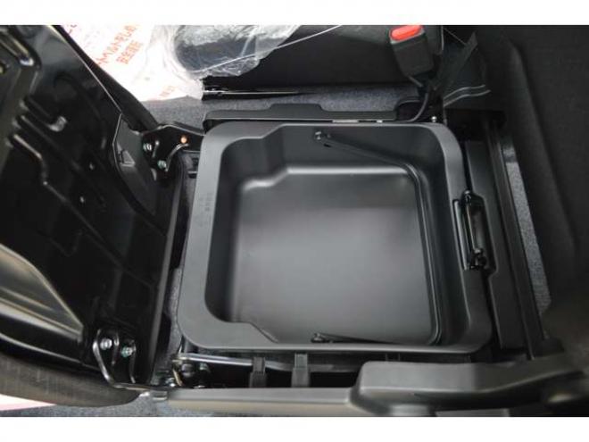 ワゴンRZL 4WD　届出済未使用車4WDセーフティサポート搭載スズキコネクト対応通信機装着車アイドリングストップバックアイカメラハイビームアシストLEDライトシートヒータースマートキー 登録済未使用車 660