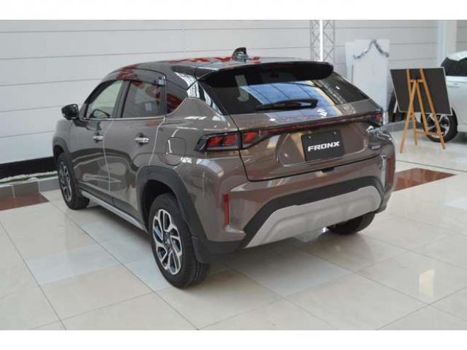 フロンクス1.5 4WD　ワンオーナー車ハイブリット4WDセーフティサポート搭載4WDスズキコネクト対応通信機装着車アダプティブクルーズコントロール全方位モニター付き9インチナビTVバックカメラLEDライトパーキングセンサーETC20 1500