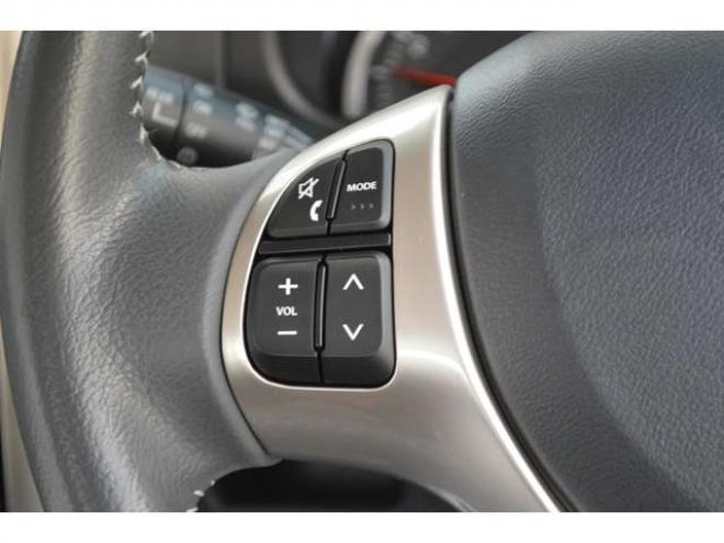 ジムニーランドベンチャー 4WD　ワンオーナー特別仕様車パートタイム4WDターボハーフレザーシートヒーターCDウインカーミラー純正16インチアルミキーレスエントリー 660