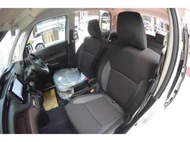 ソリオ1.2 バンディット ハイブリッド MV 4WD　登録済未使用車ハイブリッド4WDスズキコネクト対応通信機装着車セーフティサポート全方位モニター付9インチナビTVバックカメラアダプティブクルーズコントロール両側オートスライドドアLEDパーキングセンサー 登録済未使用車 1200