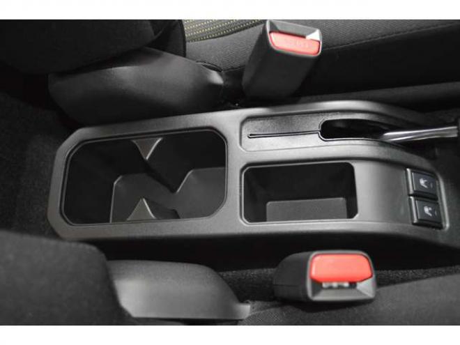 ジムニーXC 4WD　ワンオーナー車4WDターボセーフティサポート搭載アイドリングストップ横滑り防止装置クルーズコントロールハイビームアシストLEDライト7インチワイドナビTVオプショングリル 660