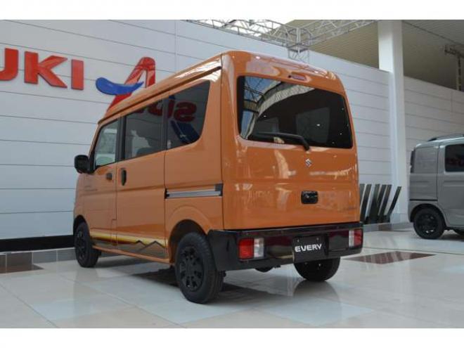 エブリイジョイン ターボ ハイルーフ 4WD　届出済未使用車4WDターボハイルーフセーフティサポート搭載アイドリングストップ両側オートスライドドア7インチワイドディスプレイオーディオハイビームアシストLEDライト後退時ブレーキサポート 登録済未使用車 660