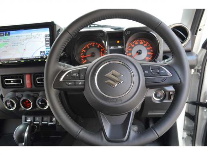 ジムニーシエラ1.5 JC 4WD　ワンオーナー車4WDセーフティサポート搭載アイドリングストップハイビームアシストLEDライト後退時ブレーキサポート9インチナビTVバックカメラ社外デジタルインナーミラーアクルーズコントロール 1500