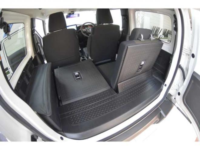 ジムニーシエラ1.5 JC 4WD　ワンオーナー車4WDセーフティサポート搭載アイドリングストップハイビームアシストLEDライト後退時ブレーキサポート9インチナビTVバックカメラ社外デジタルインナーミラーアクルーズコントロール 1500