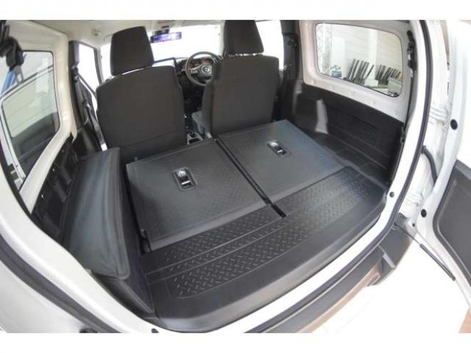 ジムニーシエラ1.5 JC 4WD　ワンオーナー車4WDセーフティサポート搭載アイドリングストップハイビームアシストLEDライト後退時ブレーキサポート9インチナビTVバックカメラ社外デジタルインナーミラーアクルーズコントロール 1500