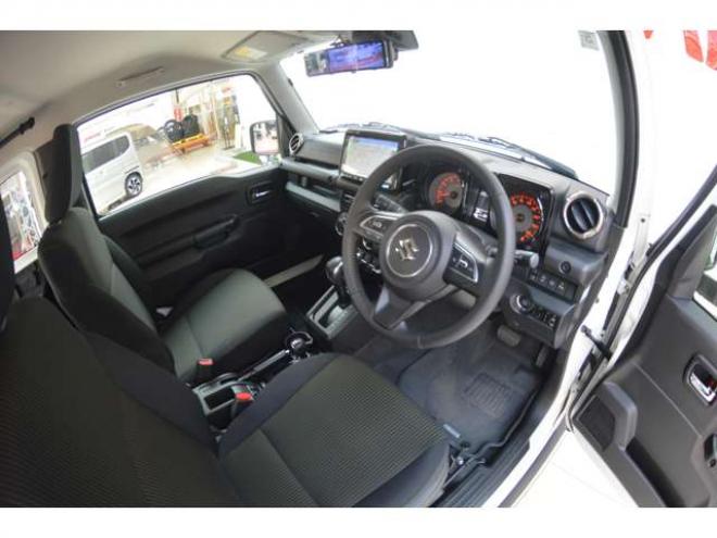 ジムニーシエラ1.5 JC 4WD　ワンオーナー車4WDセーフティサポート搭載アイドリングストップハイビームアシストLEDライト後退時ブレーキサポート9インチナビTVバックカメラ社外デジタルインナーミラーアクルーズコントロール 1500