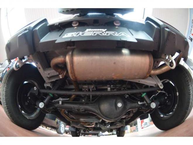 ジムニーシエラ1.5 JC 4WD　ワンオーナー車4WDセーフティサポート搭載アイドリングストップハイビームアシストLEDライト後退時ブレーキサポート9インチナビTVバックカメラ社外デジタルインナーミラーアクルーズコントロール 1500