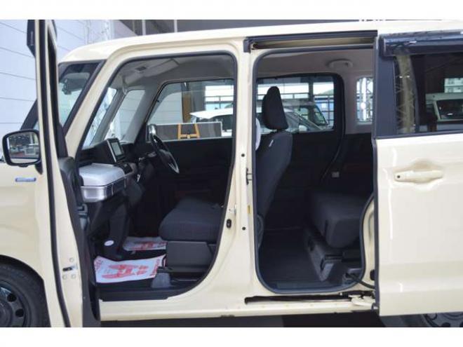 スペーシアハイブリッド X 4WD　ワンオーナー車ハイブリッド4WDアップグレードパッケージセーフティサポート全方位モニター付ナビTVバックカメラ両側オートスライドドアLEDライトETCヘッドアップディスプレイドライブレコーダー 660