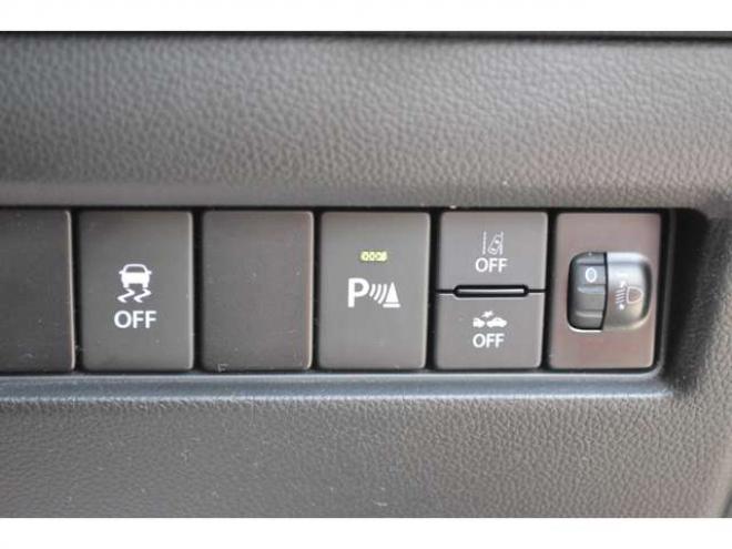 スイフト1.2 XG 4WD　ワンオーナー車4WDセーフティサポート8インチナビTVバックカメラETCアダプティブクルーズコントロール横滑り防止装置シートヒーター 1200