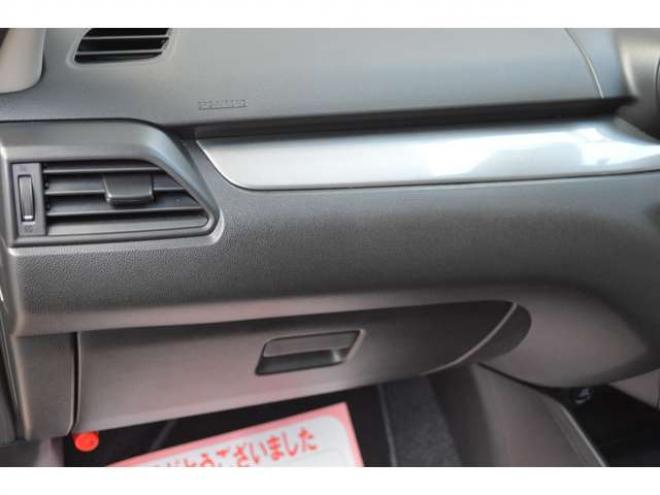 スイフト1.2 XG 4WD　ワンオーナー車4WDセーフティサポート8インチナビTVバックカメラETCアダプティブクルーズコントロール横滑り防止装置シートヒーター 1200