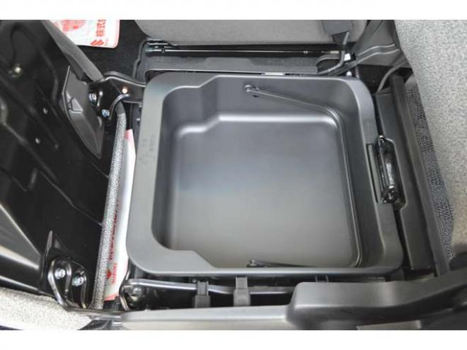 スペーシアハイブリッド X 4WD　ワンオーナーハイブリッド4WDセーフティサポート搭載7インチナビTV両側オートスライドドアハイビームアシストLEDライトアイドリングストップオットマンシートヒーター 660