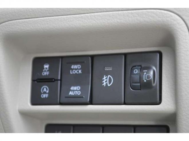 エブリイワゴン PZターボスペシャル ハイルーフ 4WD　届出済未使用車ハイルーフ4WDターボセーフティサポート搭載アイドリングストップ横滑り防止装置CVTマチック両側オートスライドドアオートステップハイビームアシストLEDライト 登録済未使用車 660