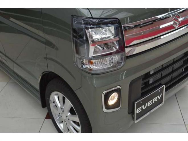エブリイワゴン PZターボスペシャル ハイルーフ 4WD　届出済未使用車ハイルーフ4WDターボセーフティサポート搭載アイドリングストップ横滑り防止装置CVTマチック両側オートスライドドアオートステップハイビームアシストLEDライト 登録済未使用車 660