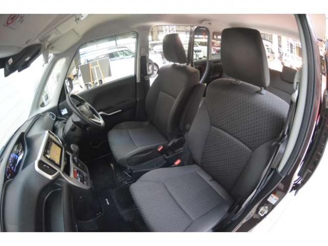 ソリオ1.2 ハイブリッド MZ デュアルカメラブレーキサポート装着車 4WD　ワンオーナー車ハイブリッド4WDセーフティサポート搭載デュアルカメラブレーキサポート全方位モニター付ナビTVバックカメラ両側オートスライドドアETCクルーズコントロールシートヒーター 1200
