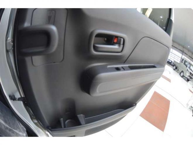 ワゴンRFA 4WD　ワンオーナー車F5速マニュアル4WD横滑り防止装置ハイビームアシストCDシートヒーター社外アルミホイルキーレスエントリー 660