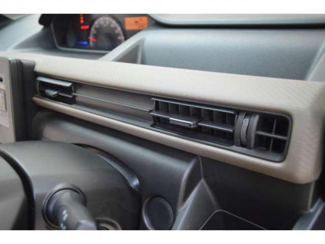 ワゴンRFA 4WD　ワンオーナー車F5速マニュアル4WD横滑り防止装置ハイビームアシストCDシートヒーター社外アルミホイルキーレスエントリー 660
