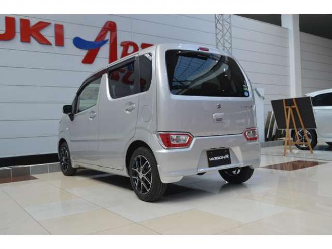 ワゴンRFA 4WD　ワンオーナー車F5速マニュアル4WD横滑り防止装置ハイビームアシストCDシートヒーター社外アルミホイルキーレスエントリー 660