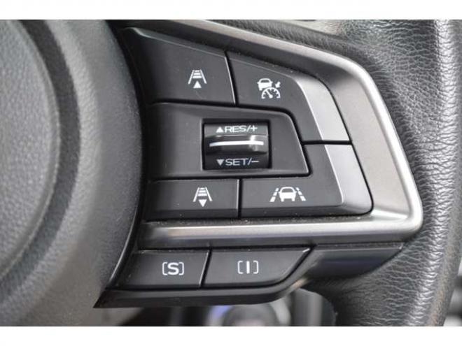 インプレッサスポーツ 2.0 i-S アイサイト 4WD　ワンオーナー車アイサイト4WDアイドリングストップ8インチ純正ナビTVバックカメラETCパワーシートLEDライトアダプティブクルーズコントロール18インチアルミパーキングセンサー 2000