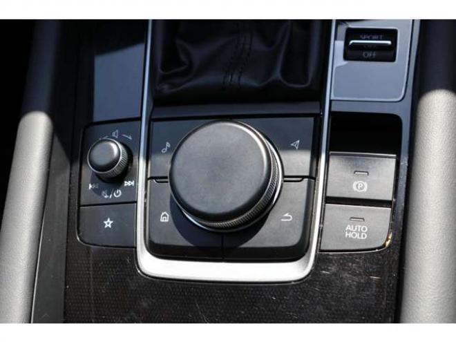 MAZDA3ファストバック 1.5 15C 4WD　純正フルセグナビ　Bluetooth HDMI バックカメラ　パーキングソナー　社外ドラレコ　ETC　電動パーキングブレーキ　アダプティブクルーズコントロール　ブラインドスポットモニター 1500