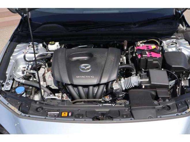 MAZDA3ファストバック 1.5 15C 4WD　純正フルセグナビ　Bluetooth HDMI バックカメラ　パーキングソナー　社外ドラレコ　ETC　電動パーキングブレーキ　アダプティブクルーズコントロール　ブラインドスポットモニター 1500