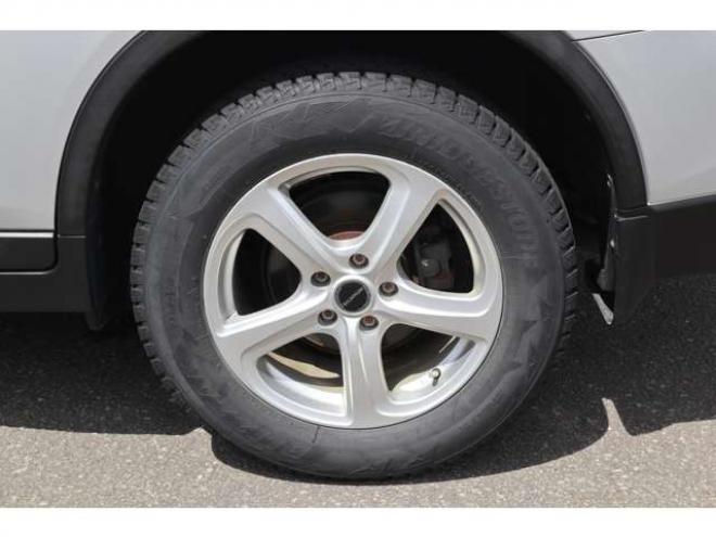 エクストレイル2.0 20S エマージェンシーブレーキパッケージ 2列車 4WD　社外ナビ　ETC シートヒーター　ヒルディセントコントロール　車線逸脱警報機能　エマージェンシーブレーキ 2000