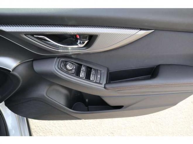 XV2.0e-L アイサイト 4WD　社外ナビ Bluetooth バックカメラ　ETC　電動パーキングブレーキ　オートビークルホールド　LEDヘッドライト 2000
