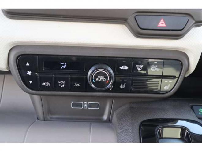 N-WGNL ホンダ センシング 4WD　社外フルセグナビ　バックカメラ　ETC　シートミラーヒーター　電動パーキング　ブレーキホールド　　オートライト　アダプティブクルーズコントロール　レーンキープアシスト 660