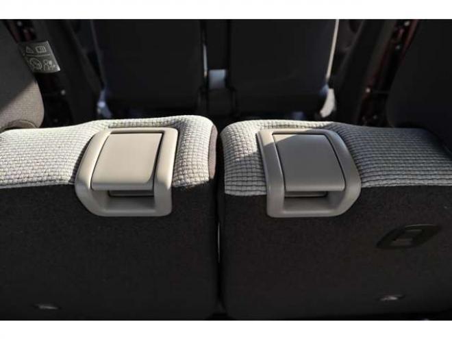 N-WGNL ホンダ センシング 4WD　社外フルセグナビ　バックカメラ　ETC　シートミラーヒーター　電動パーキング　ブレーキホールド　　オートライト　アダプティブクルーズコントロール　レーンキープアシスト 660