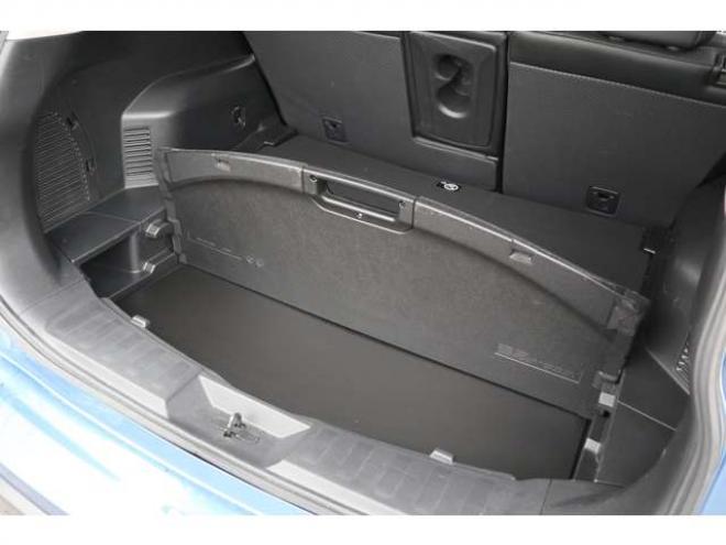 エクストレイル2.0 20X 2列車 4WD　純正フルセグナビ　アラウンドビューカメラ　ETC　全席シートヒーター　ミラーヒーター　エマージェンシーブレーキ　横滑り防止装置 2000