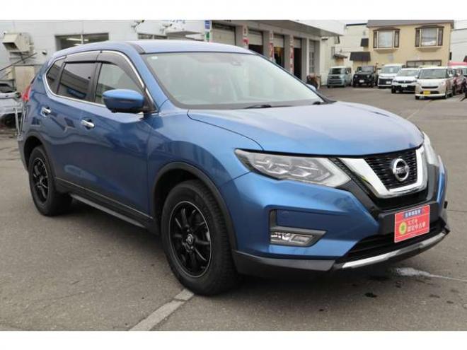 エクストレイル2.0 20X 2列車 4WD　純正フルセグナビ　アラウンドビューカメラ　ETC　全席シートヒーター　ミラーヒーター　エマージェンシーブレーキ　横滑り防止装置 2000
