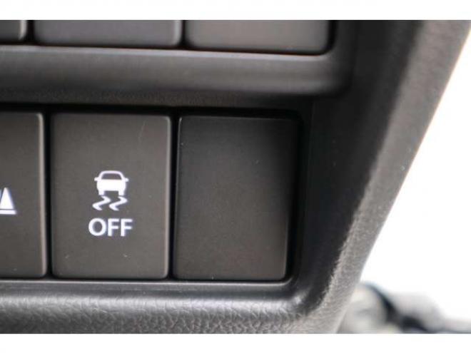 ワゴンRカスタムZ ハイブリッド ZX アップグレードパッケージ装着車 4WD　LEDヘッドライト　オートライト　アダプティブクルーズコントロール　アイドリングストップ　シートヒーター　デュアルカメラブレーキサポート 660