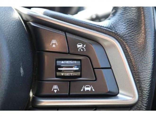 インプレッサスポーツ 2.0 i-L アイサイト 4WD　純正フルセグナビ　バックカメラ　前側ドラレコ　HIDヘッドライト　ヒルホールド　アダプティブクルーズコントロール　電動パーキング　　ETC　ヘッドライトウォッシャー 2000