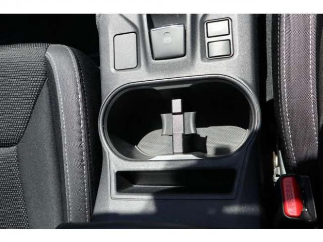 インプレッサスポーツ 2.0 i-L アイサイト 4WD　純正フルセグナビ　バックカメラ　前側ドラレコ　HIDヘッドライト　ヒルホールド　アダプティブクルーズコントロール　電動パーキング　　ETC　ヘッドライトウォッシャー 2000