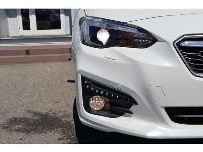インプレッサスポーツ 2.0 i-L アイサイト 4WD　純正フルセグナビ　バックカメラ　前側ドラレコ　HIDヘッドライト　ヒルホールド　アダプティブクルーズコントロール　電動パーキング　　ETC　ヘッドライトウォッシャー 2000