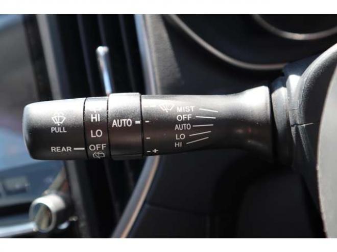 インプレッサスポーツ 2.0 i-L アイサイト 4WD　純正フルセグナビ　バックカメラ　前側ドラレコ　HIDヘッドライト　ヒルホールド　アダプティブクルーズコントロール　電動パーキング　　ETC　ヘッドライトウォッシャー 2000
