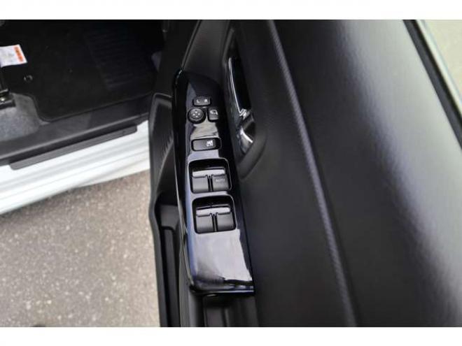 スペーシアカスタム ハイブリッド XS 4WD　純正フルセグナビ　バックカメラ　両側電動スライドドア　シートヒーター　オートライト　スリムサーキュレーター 660