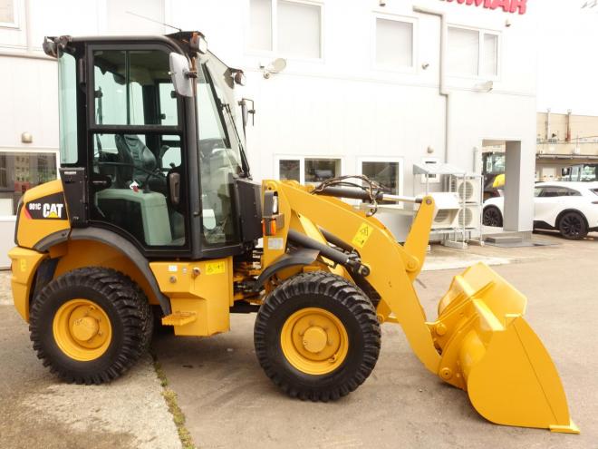 ホイールローダCAT 901C  バケット容量0.4m3