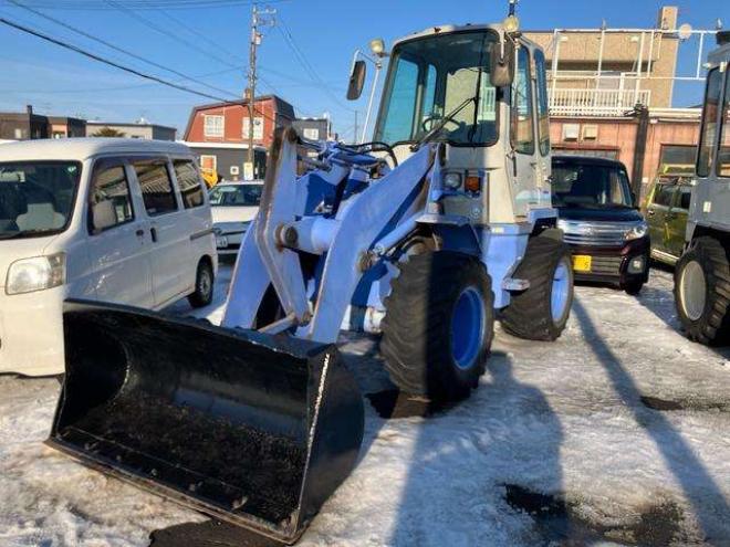 ホイールローダ日立建機株式会社　4WD 1500