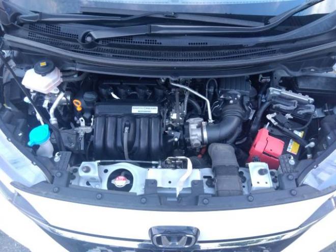 フリード+ハイブリッドG ホンダセンシング 4WD 4WD 1500 5Dr