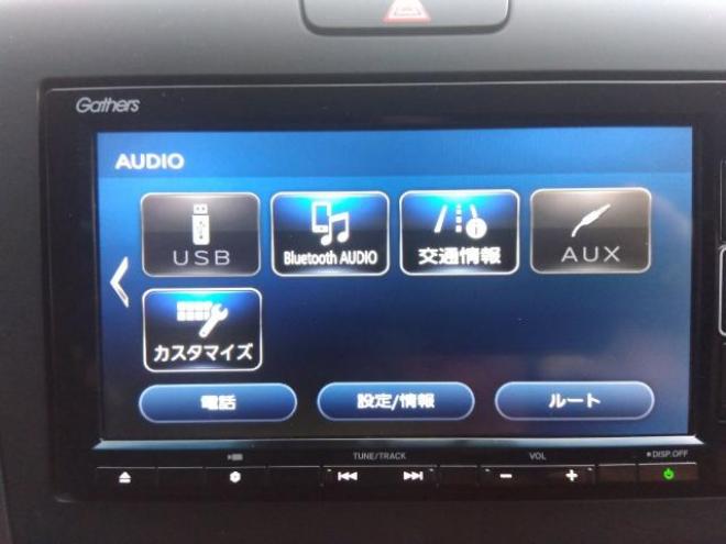 フリード+ハイブリッドG ホンダセンシング 4WD 4WD 1500 5Dr