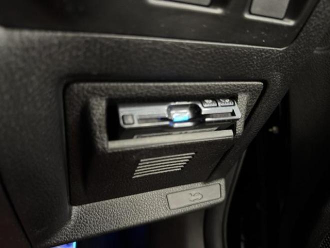 レヴォーグ１．６ＧＴ－Ｓアイサイト　アドバンスドＰＫＧ　禁煙車　衝突軽減アイサイト＆レーダークルーズコントロール　シュナイダー１８インチＡＷ　社外１７ＡＷ＋スタッドレスタイヤ付　ＬＥＤライナー　エンジンスターター　ドライブレコーダー 4WD 1600 5Dr
