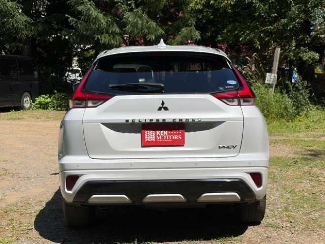 エクリプスクロスPHEV 2.4 G 4WD　ハーフレザーシートETCシートヒーター　ハンドルヒータークルーズコントロール　パドルシフト 2400
