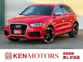 アウディ　RS Q3 2.5 4WD　ナビTV　バックカメラ　電動シート　パワステ　パワーウィンドウ　シートヒーター　エアコン　ETC　キーレスエントリー　アルミホイール　横滑り防止装置 正規輸入車 2500