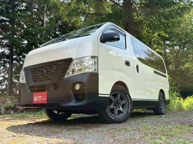 キャラバンNV350 2.5 プレミアムGX ロングボディ ディーゼルターボ 4WD　社外11インチナビ　バックカメラ　エンジンスターター　ETC　ワンオーナー　左側電動スライドドア　社外アルミ　パワーウィンドウ　パワステ　後席モニター　ABS　キーレスエントリー　衝突被害軽減ブレーキ 2500