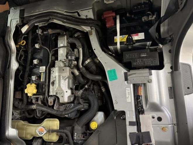 キャラバンバンＮＶ３５０キャラバン　法人ワンオーナー　ディーゼルターボ　大型ルーフキャリア　乗車定員３人　カロッツェリアナビ　地デジ　ＤＶＤ再生　アイドルアップ　スタッドレスタイヤ付　キーレスキー　パワーウィンドウ　ＥＴＣ 4WD 2500 4Dr