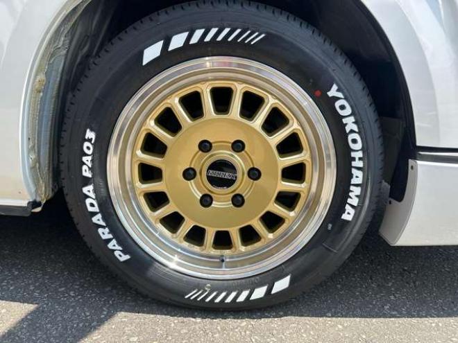 ハイエースバン2.7 スーパーGL ダークプライム ワイド ミドルルーフ ロングボディ 4WD　Pスタート スマートキー 両側スライドドア　LEDヘッドライト Fフォグ ハーフレザーシート 100V ベンチシート　ベッドキット リアクーラー ヒーター ステアリングスイッチ ディスプレイオーディオ　Bluetooth 2700