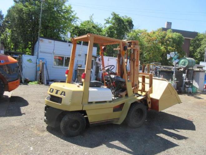 フォークリフトトヨタ3FD20　テ゛ィーセ゛ルエンジン　バケット付