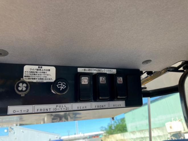 ホイールローダコマツ　中古　WA30-6E0　建機