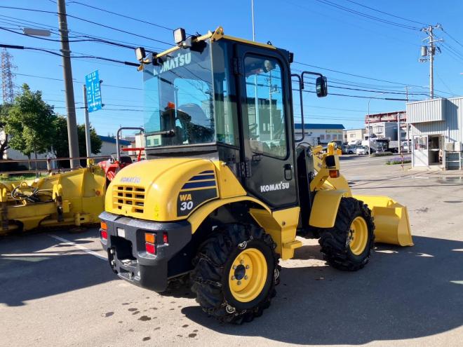 ホイールローダコマツ　中古　WA30-6E0　建機